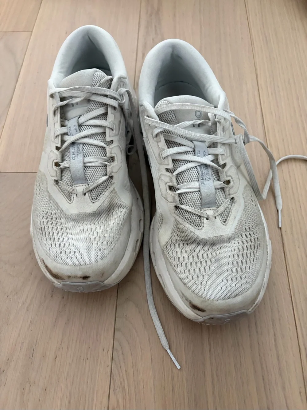On Running Men's White/Off-White Running Sneakers
